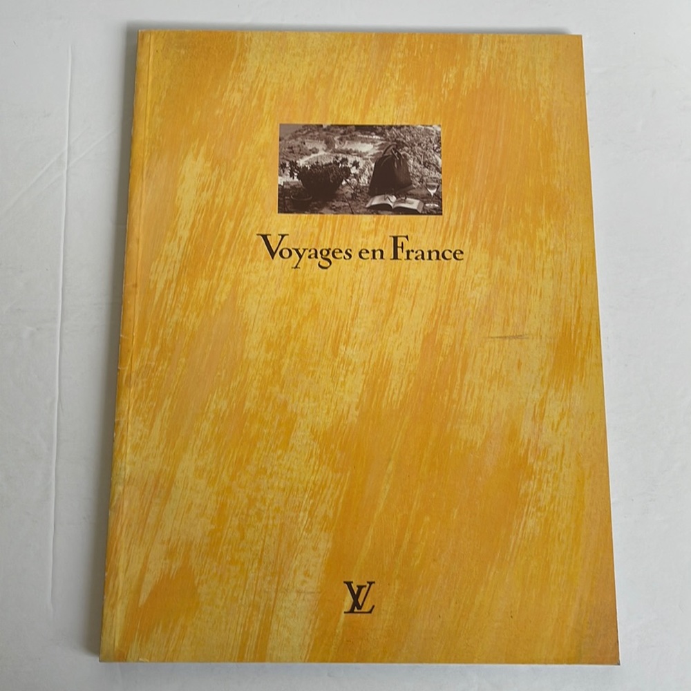 Luis Vuitton Vintage Rare Authentic Catalog Catalogue Voyages en France 1996